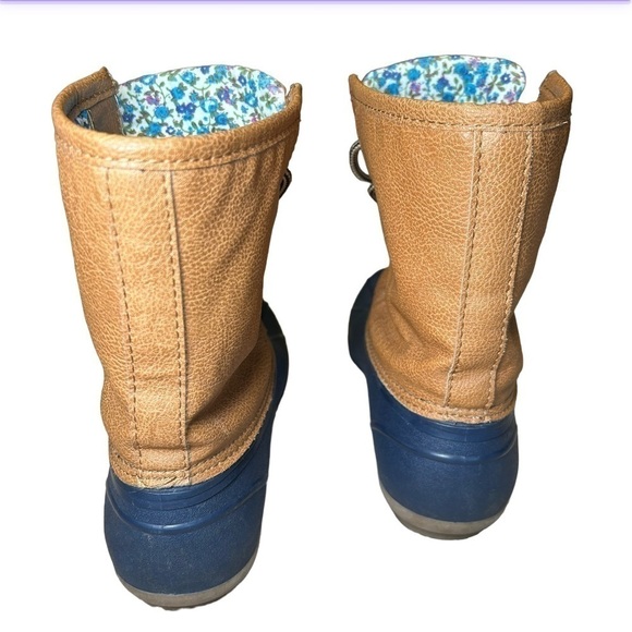 BLUE SUEDESHOES BROWN & NAVY BLUE RUBBER DUCK BOOTS, SIZE 7 - Picture 4 of 7